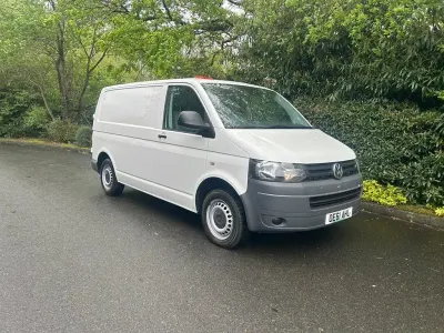 Usado VW Transporter 102 HP (75 kW) 2011 Branco Van