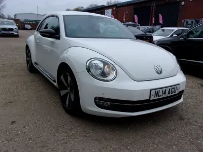 Usado VW Beetle Sportline 140 HP (102 kW) 2014 Branco Citadino