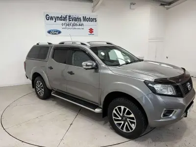 Gebraucht Nissan Navara Tekna 2017 Grau Pickup