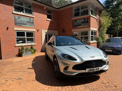 Used Aston Martin DBX 550 HP (404 kW) 2021 Silver SUV