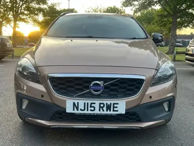 Used Volvo V40 CC 190 HP (139 kW) 2015 Estate