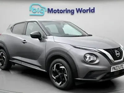 Used Nissan Juke N-Connecta 114 HP (83 kW) 2023 Grey SUV