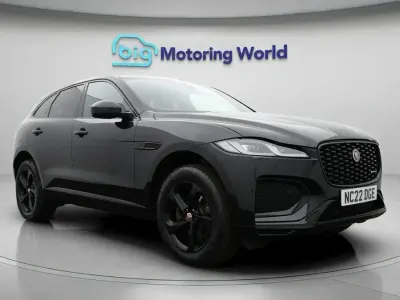 Used Jaguar F-Pace R-Dynamic 201 HP (147 kW) 2022 Black SUV
