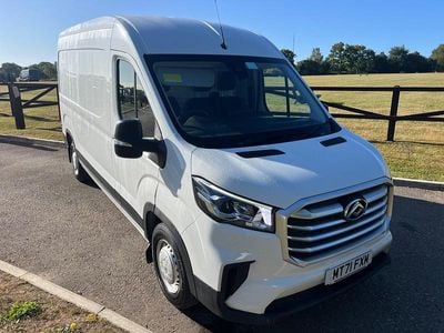 Maxus V90