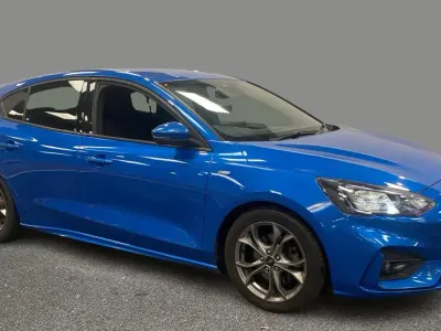 Second-hand Ford Focus ST-Line 150 CP (110 kW) 2022 Albastru Hatchback