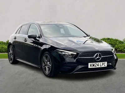 Begagnad Mercedes A200 Executive 150 HK (110 kW) 2024 Svart Halvkombi