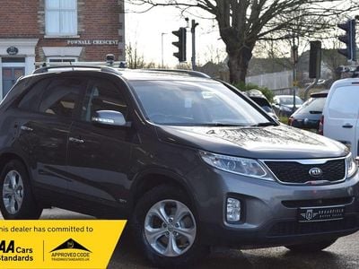Silver Used 2014 Kia Sorento SUV | £6,595 (Super price)