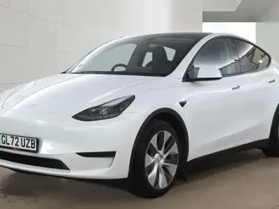 Używany Tesla Model Y RWD 250 kW (340 KM) 2022 SUV