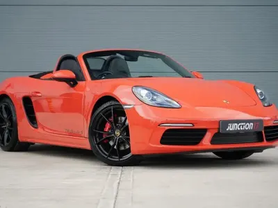 Usado Porsche 718 Boxster 2016 Naranja Descapotable