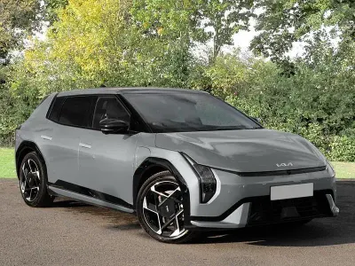 Begagnad Kia EV4 GT-Line S 150 kW (204 HK) 2026 Grå Halvkombi