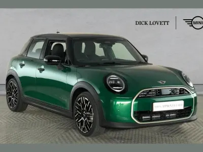 Used Mini Cooper Exclusive 113 kW (154 HP) 2026 Green Hatchback