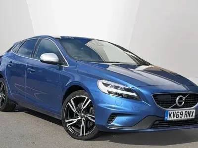 Begagnad Volvo V40 R-Design 152 HK (111 kW) 2019 Halvkombi