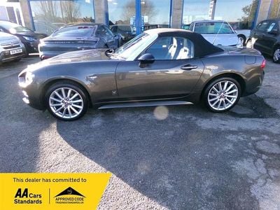 Bronze Used 2017 Fiat 124 Spider Lusso Cabriolet | £11,495 (Fair price)