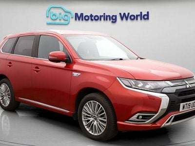 Used 2018 Mitsubishi Outlander P-HEV Estate | £12,550 (Fair price)