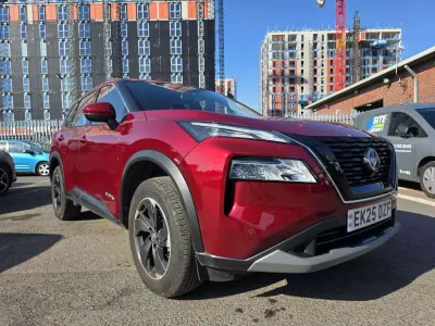 Gebraucht Nissan X-Trail Acenta 213 PS (156 kW) 2025 Rot SUV