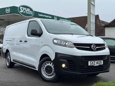 Used Vauxhall Vivaro S 2022 White MPV