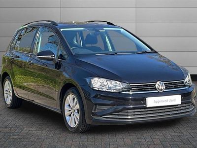 Used VW Golf VII SE 130 HP (95 kW) 2018 Black Hatchback