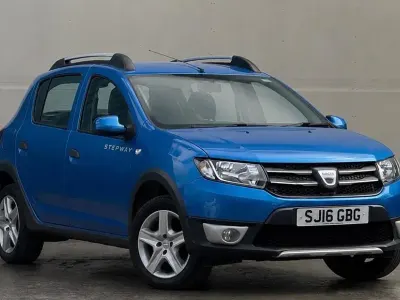 Usado Dacia Sandero Lauréate 2016 Azul Utilitario