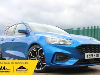 Second-hand Ford Focus ST-Line X 120 CP (88 kW) 2019 Albastru Hatchback