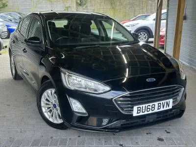 Used Ford Focus Titanium 123 HP (90 kW) 2018 Black Hatchback
