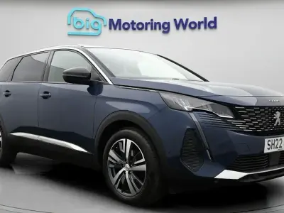 Used Peugeot 5008 Allure 131 HP (96 kW) 2022 Blue SUV