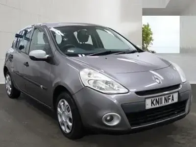 Używany Renault Clio II 75 KM (55 kW) 2011 Szary Hatchback