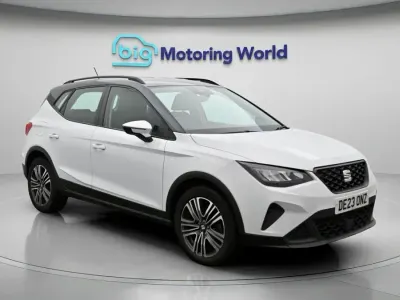 Used Seat Arona SE Technology 95 HP (69 kW) 2023 White SUV