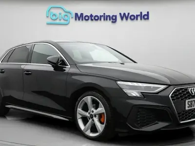 Begagnad Audi A3 Sportback S-Line 110 HK (80 kW) 2023 Svart Halvkombi