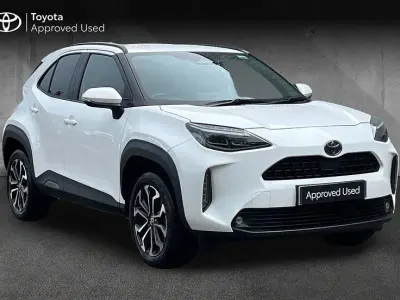 Used Toyota Yaris Cross Design 116 HP (85 kW) 2024 White SUV