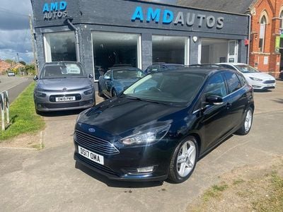 Used Ford Focus Zetec 125 HP (91 kW) 2017 Black Hatchback
