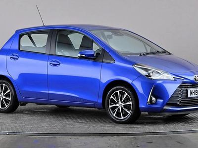 Used Toyota Yaris 111 HP (81 kW) 2019 Blue Hatchback