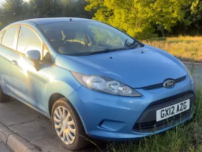 Used Ford Fiesta 70 HP (51 kW) 2012 Blue Hatchback