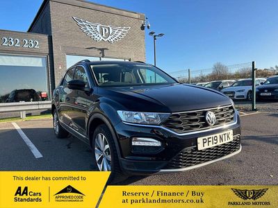 Black Used 2019 VW T-Roc Design SUV | £13,370 (Fair price)