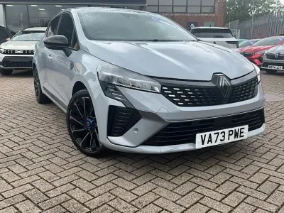 Used Renault Clio Esprit Alpine 143 HP (105 kW) 2025 Hatchback