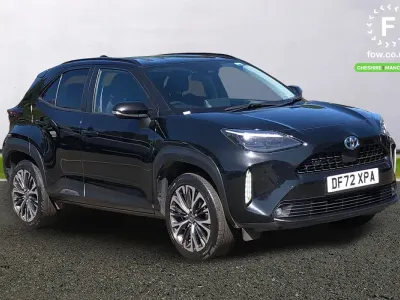 Usata Toyota Yaris Hybrid 116 CV (85 kW) 2023 Nero Station wagon
