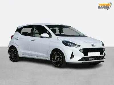 Used Hyundai i10 SE 67 HP (49 kW) 2023 White Hatchback