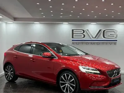 Used Volvo V40 Inscription 150 HP (110 kW) 2019 Red Hatchback