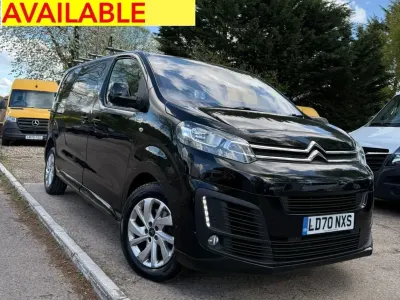 Używany Citroën Dispatch 2020 Czarny Minivan