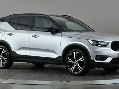 Used Volvo XC40 190 HP (139 kW) 2018 Silver SUV