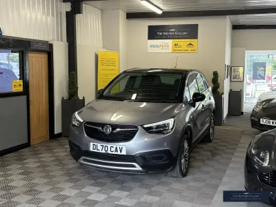 Used Vauxhall Crossland X SRi 110 HP (80 kW) 2020 Grey SUV