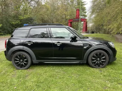 Usado Mini Cooper D 150 CV (110 kW) 2018 Negro Utilitario