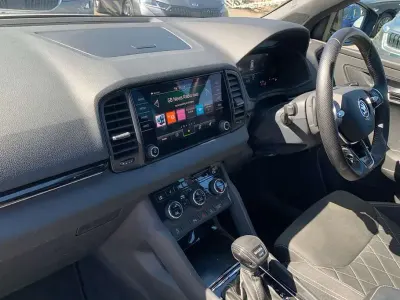 Begagnad Skoda Karoq SportLine 187 HK (137 kW) 2023 Grå SUV