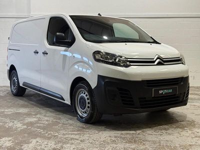 Used Citroën Dispatch 142 HP (104 kW) 2022 White MPV