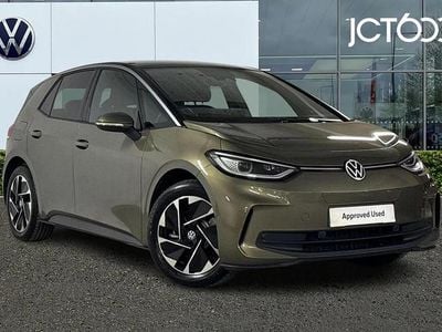 Used VW ID.3 Pro 147 kW (200 HP) 2025 Green Hatchback