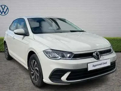 Begagnad VW Polo Life 80 HK (58 kW) 2023 Grå Halvkombi