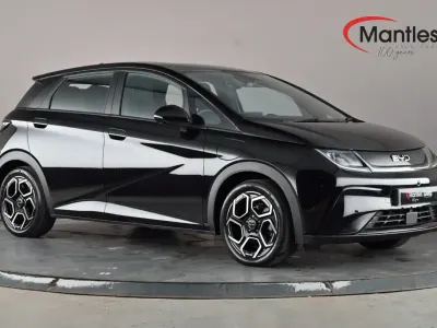 Usado BYD Dolphin Comfort 150 kW (204 CV) 2025 Negro Utilitario