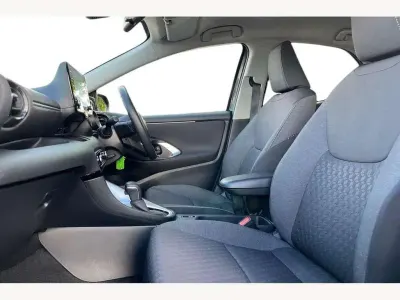 Used Toyota Yaris Hybrid Design 116 HP (85 kW) 2023 Grey Hatchback