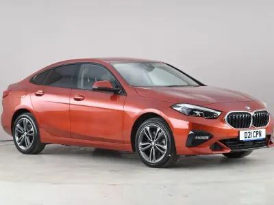 Usado BMW 218 Sport Line 2021 Naranja Coupe