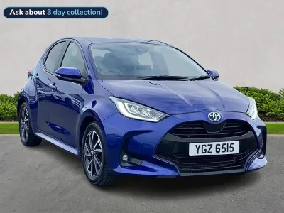 Used Toyota Yaris Design 116 HP (85 kW) 2023 Blue Hatchback