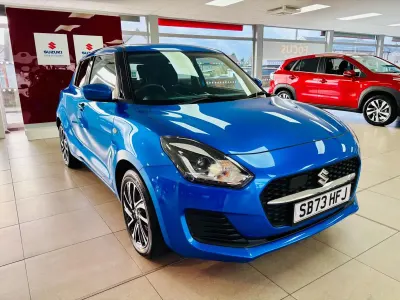 Używany Suzuki Swift SZ-L 2023 Niebieski Hatchback